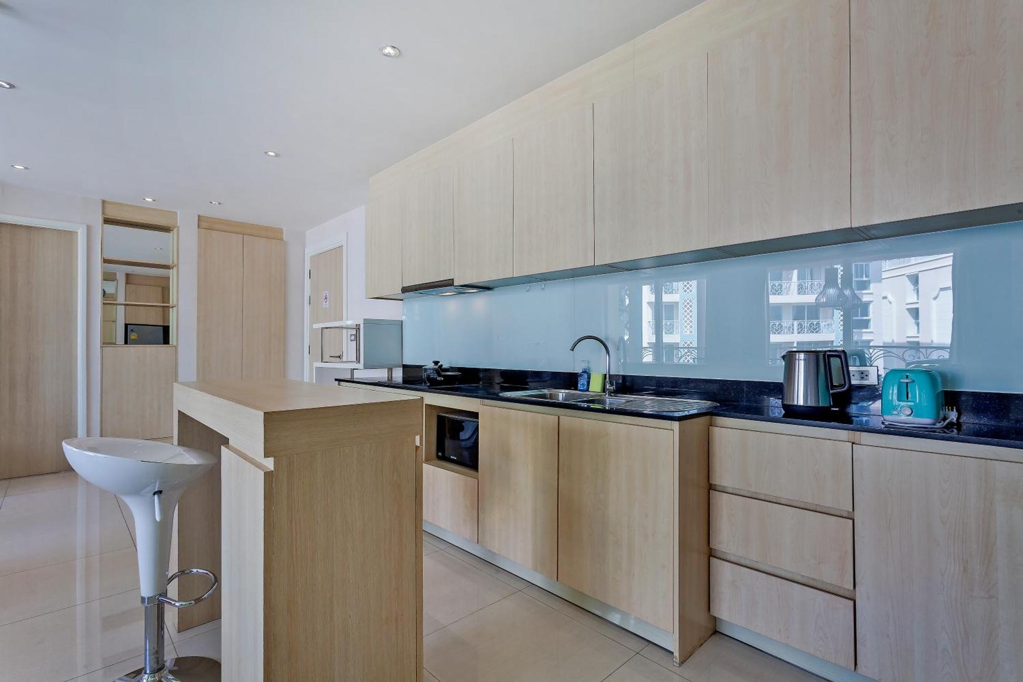 Grande Carribean L Family Stay L Pattaya L Luxury Views & Comfort Room photo